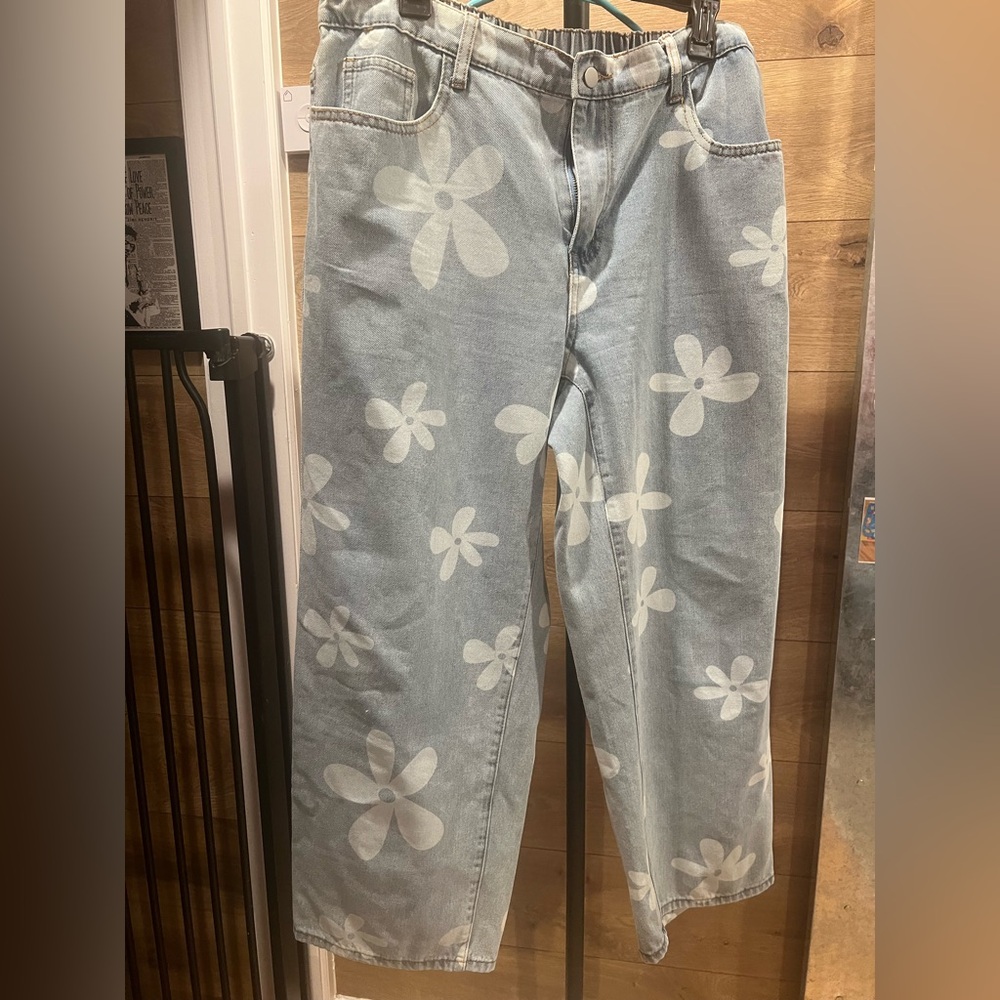 Shein Curve 1XL Daisy Print Wide Leg Jeans